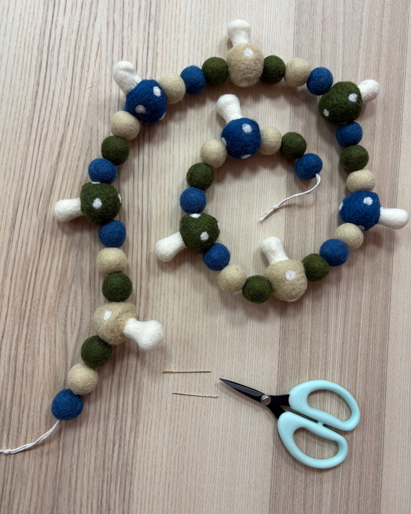Load image into Gallery viewer, Make Your Own Felt Garland