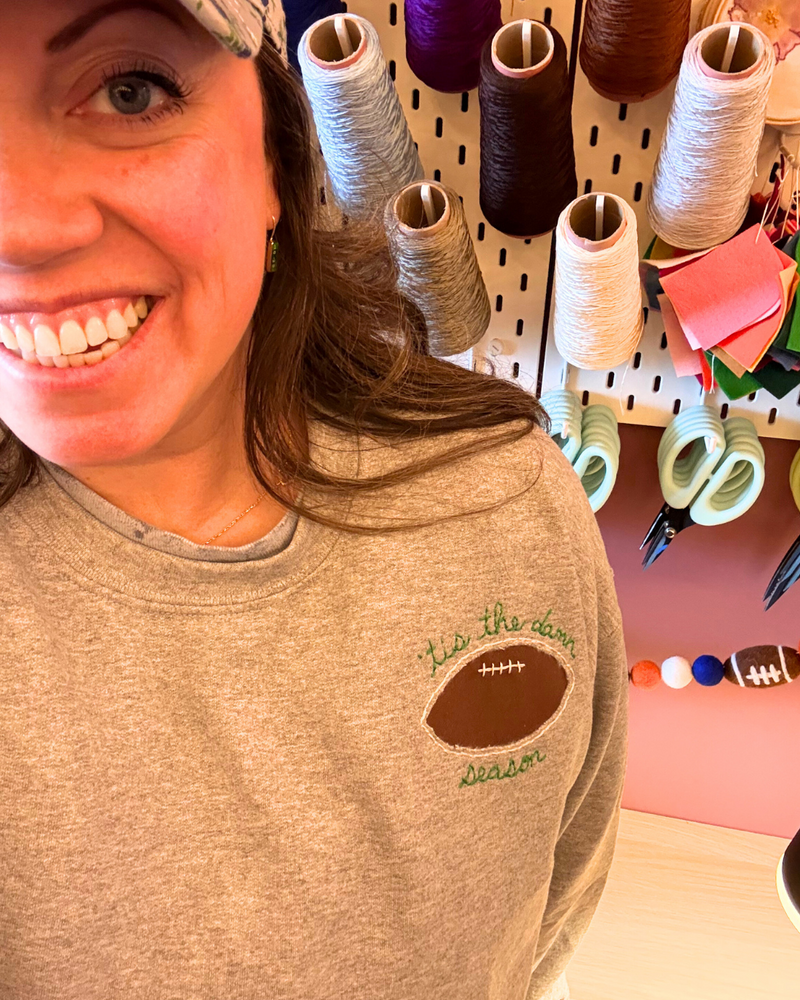 Load image into Gallery viewer, Reverse Applique Sweatshirts