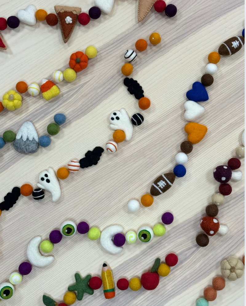 Load image into Gallery viewer, Make Your Own Fall Vibes Felt Garland
