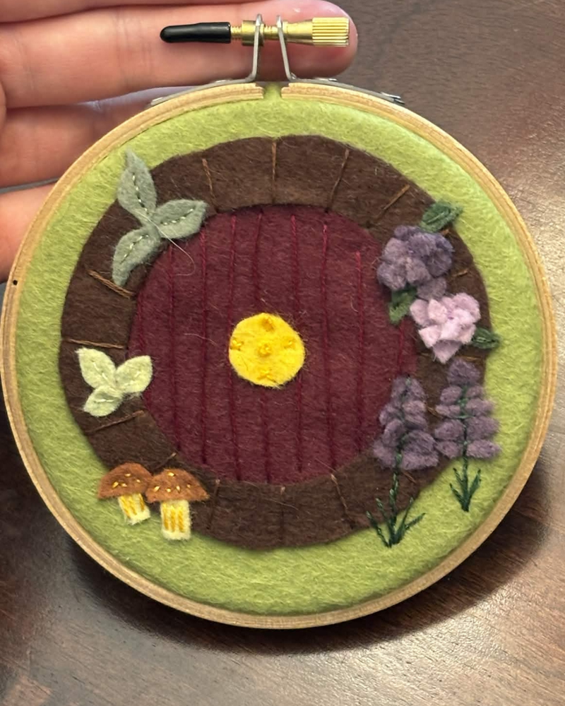 Load image into Gallery viewer, Felt Embroidered Hobbit Door

