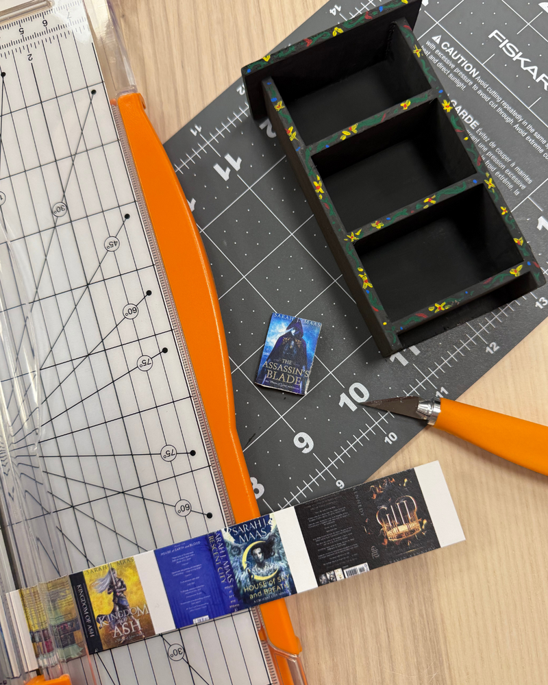 Load image into Gallery viewer, Build Your Mini Bookshelf
