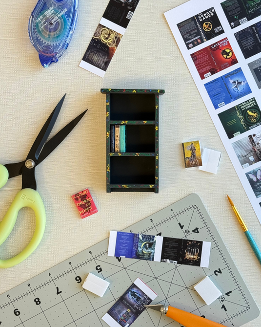 Build Your Mini Bookshelf