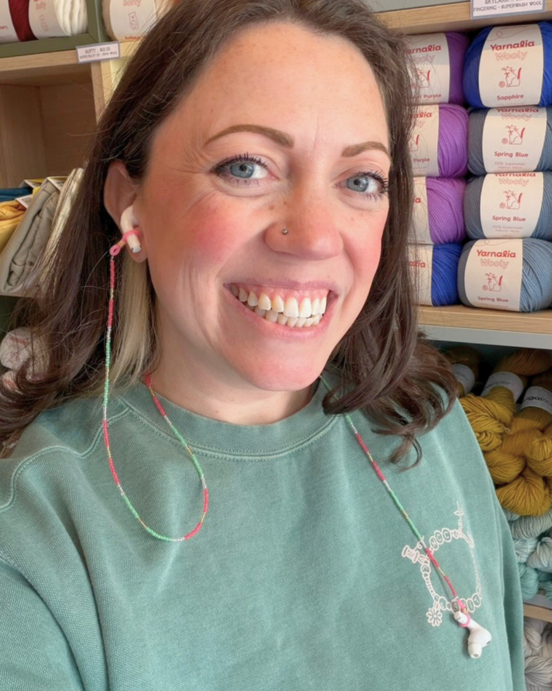 Load image into Gallery viewer, Beaded Ear Pod Cord
