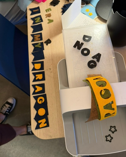 Freestyle Felt Bar