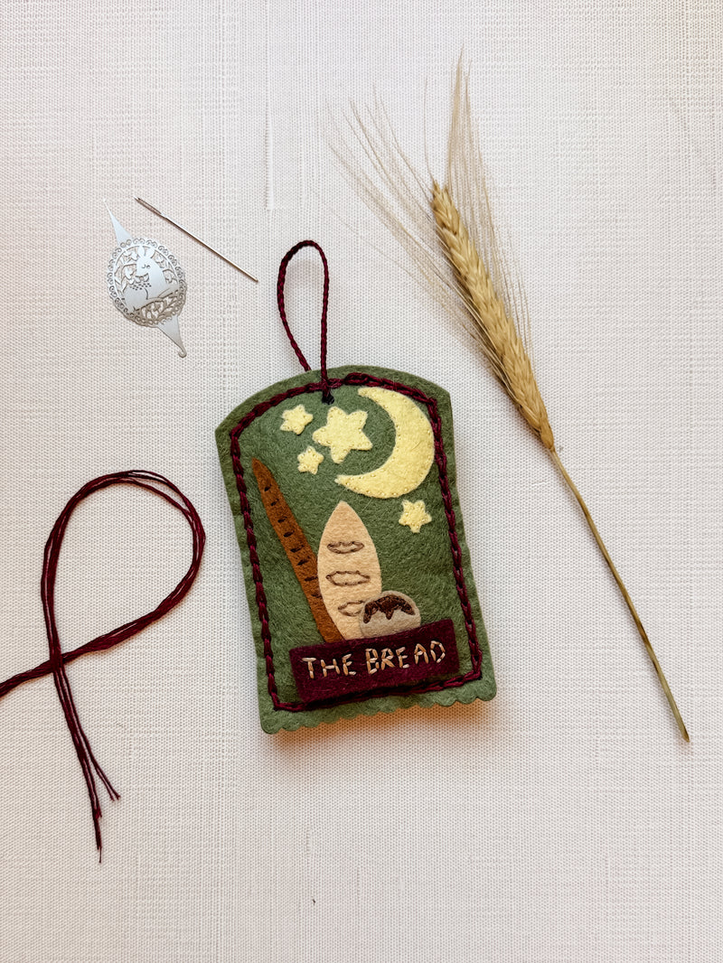 Load image into Gallery viewer, Wheel of the Year Alter Talisman &amp; Lughnasadh Tarot Reading
