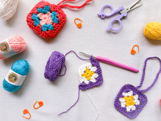 Granny Square Mini Pouch Pattern